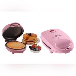 Nostalgia MyMini pink Griddle  And Mini Personal Sandwich Maker Bundle